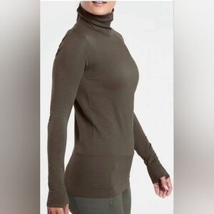 Athleta Flurry Blizzard Turtleneck XS